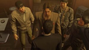 Screenshot from Yakuza 0 Director's Cut Chapter 2 The Real Estate Broker From The Shadows